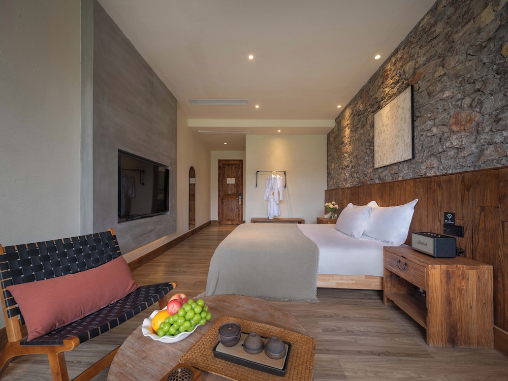 Deluxe Double Room, Garden View photo 3