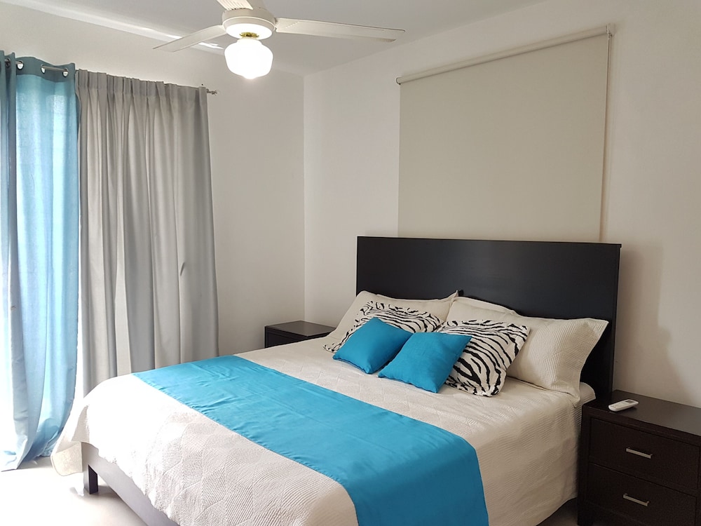 Luxury Apartment, 1 Bedroom, 2 Bathrooms, Pool View photo 3