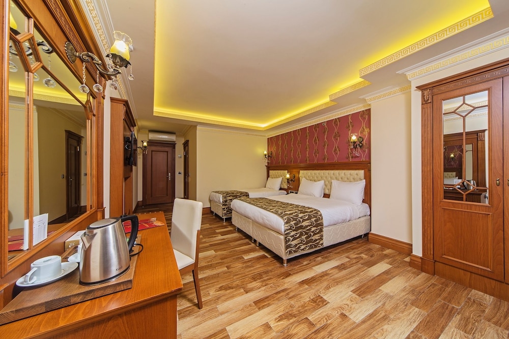 Deluxe Triple Room photo 1