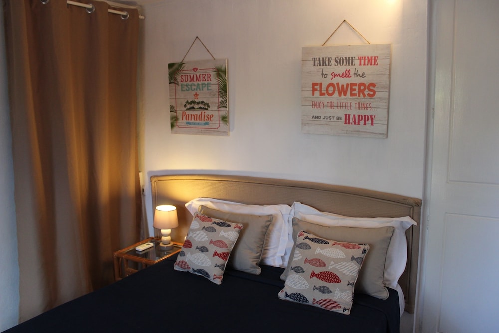 Room (Budget Cocoon)
