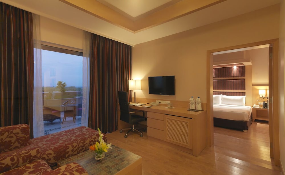 Executive Suite photo 2
