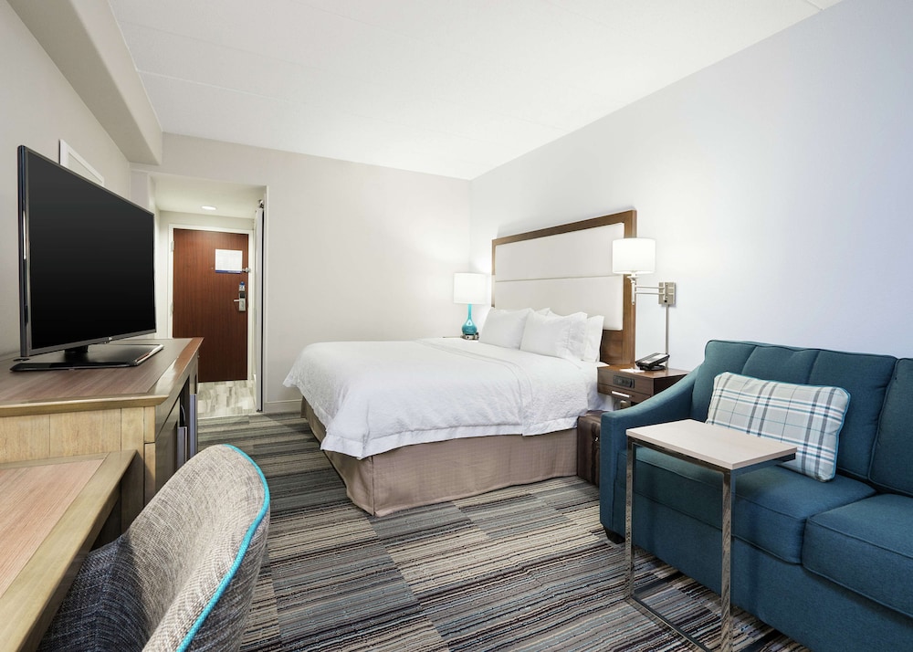 Standard Room, 1 King Bed photo 1