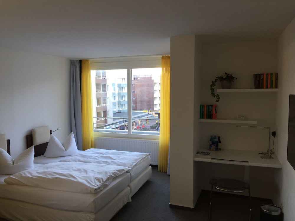 Double room - seaside, balcony photo 2