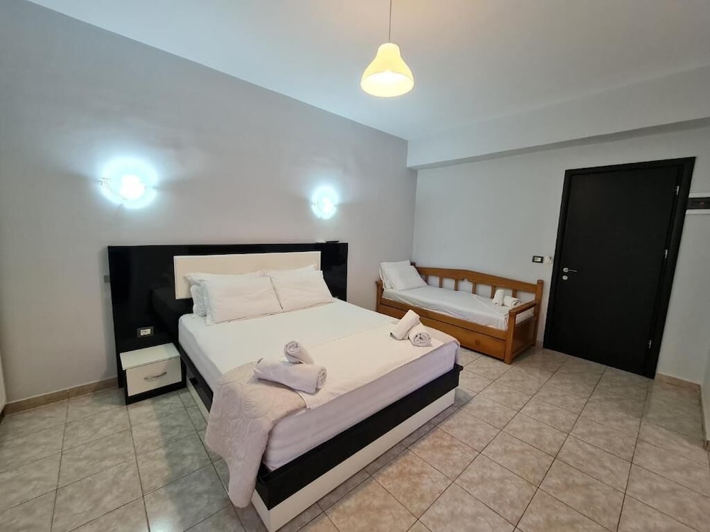 Triple Room, Balcony