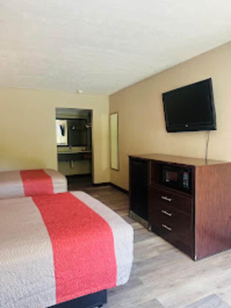 Basic Double or Twin Room