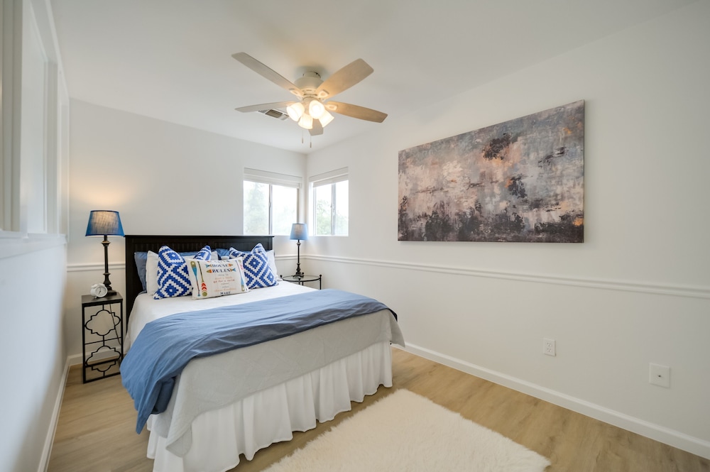 House (4 Bedrooms) photo 2