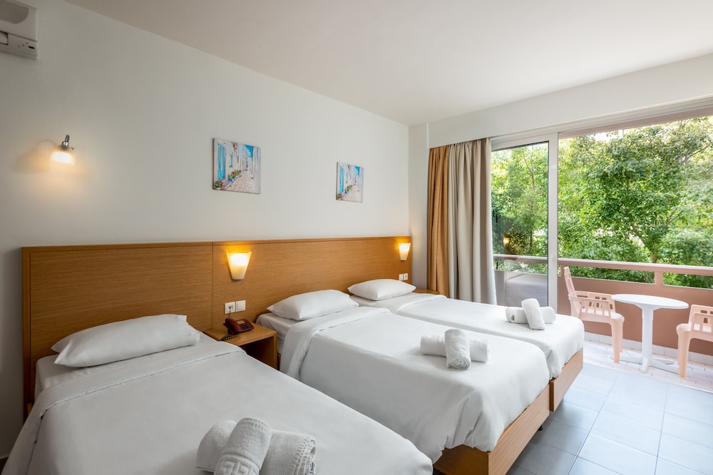 Superior Room - Photo 6