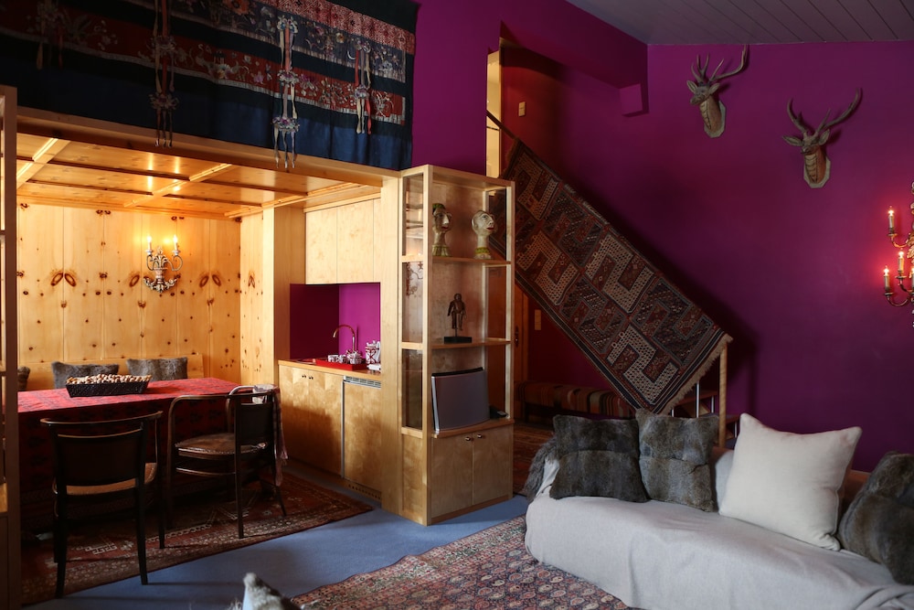 Suite (Penthouse)