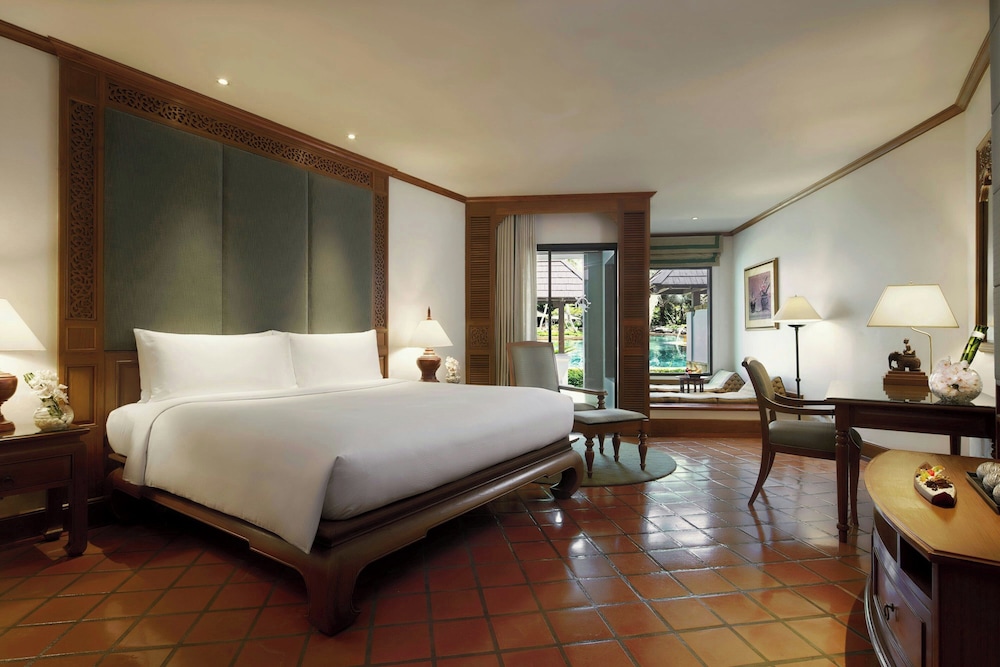 Room, 1 King Bed, Pool View (Ground Floor, Pool Access) - Photo 7