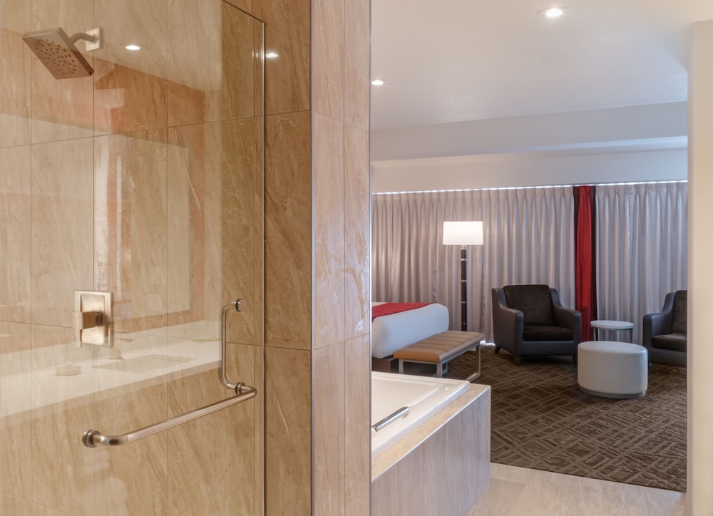 Resort Executive Suite King Non-Smoking - Photo 3