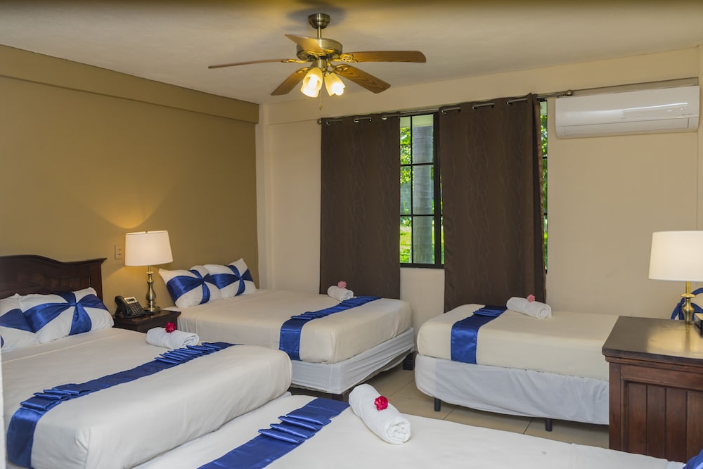 Standard Triple Room photo 3