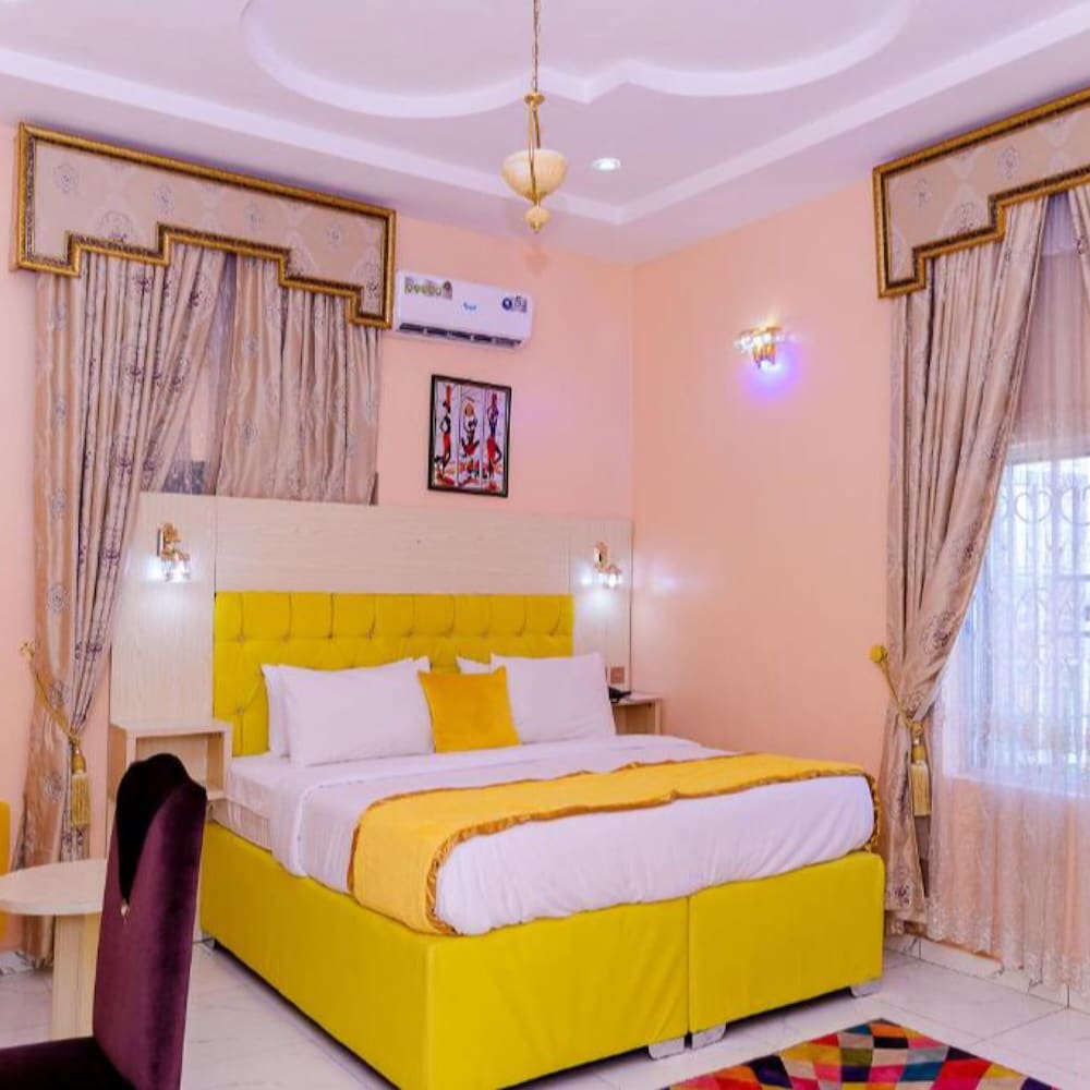Standard Room photo 3