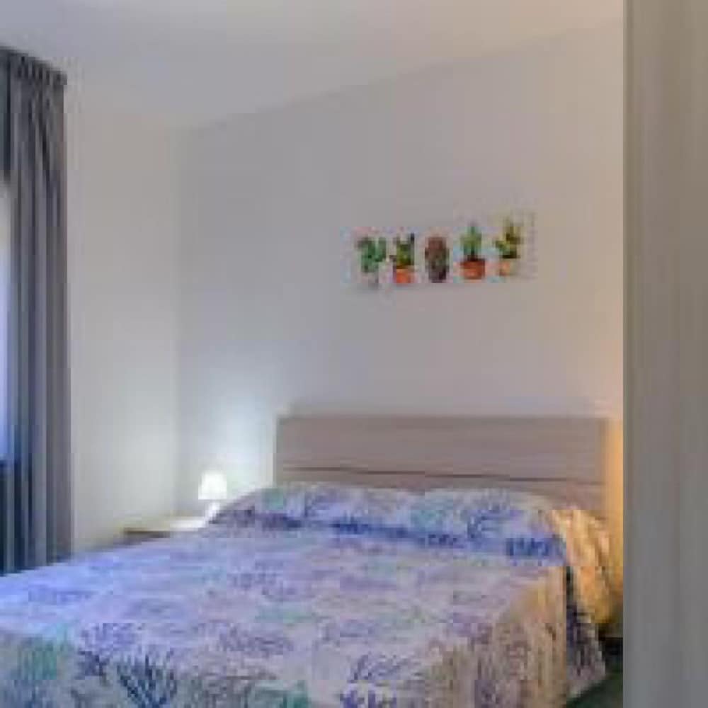 Classic Apartment photo 1