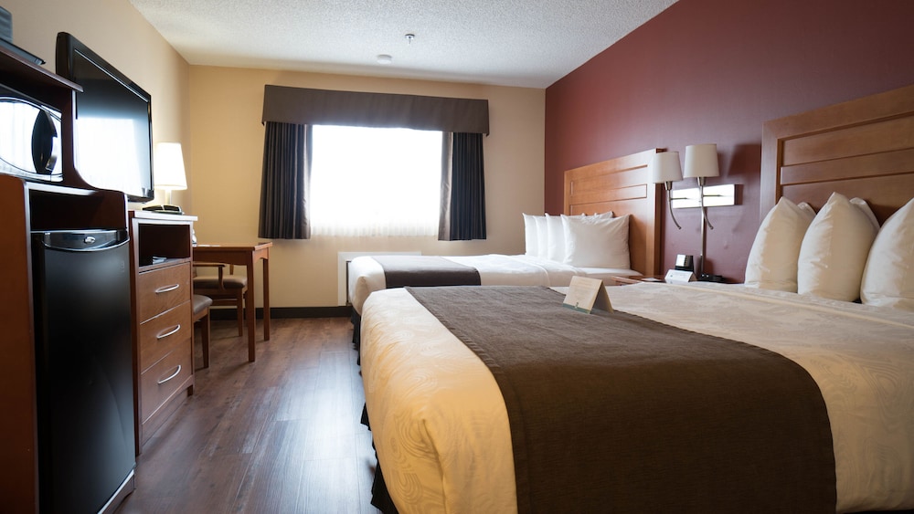 Standard Room, 2 Queen Beds, Non Smoking (Not Pet Friendly) - Photo 1