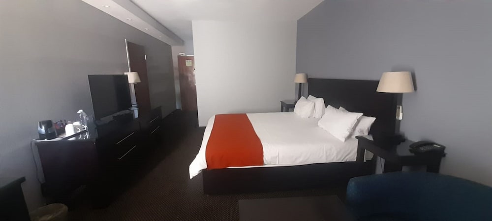 Basic Double Room, Accessible photo 2