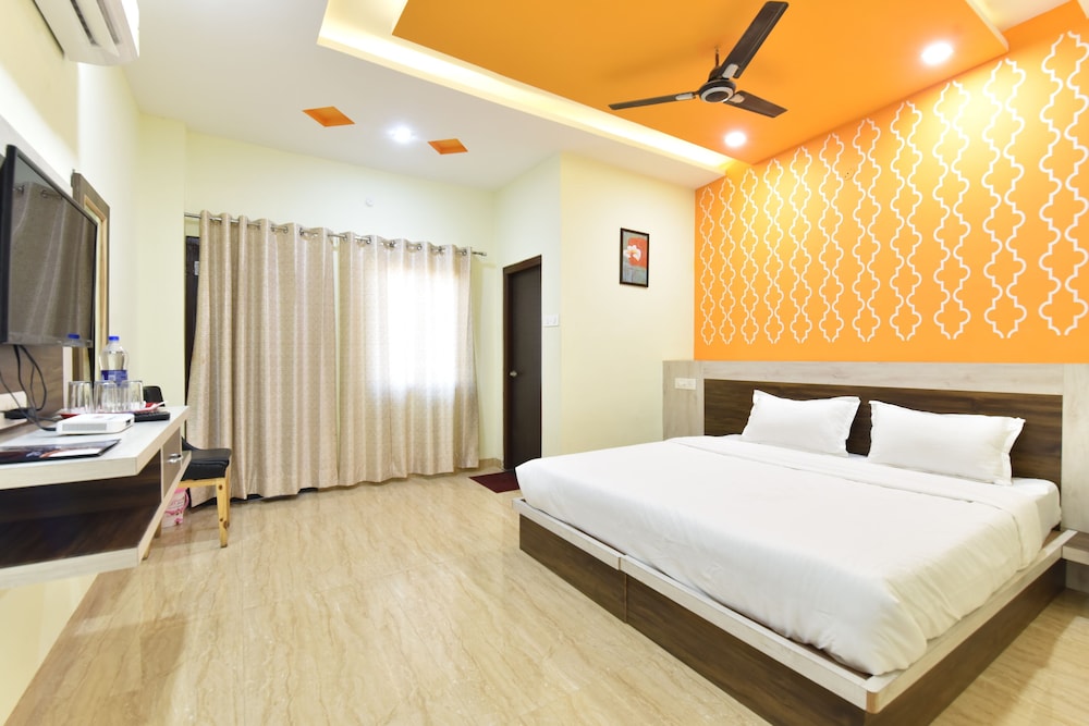 Deluxe Room - Photo 1
