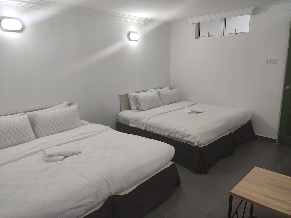 Family Suite, No Windows photo 1
