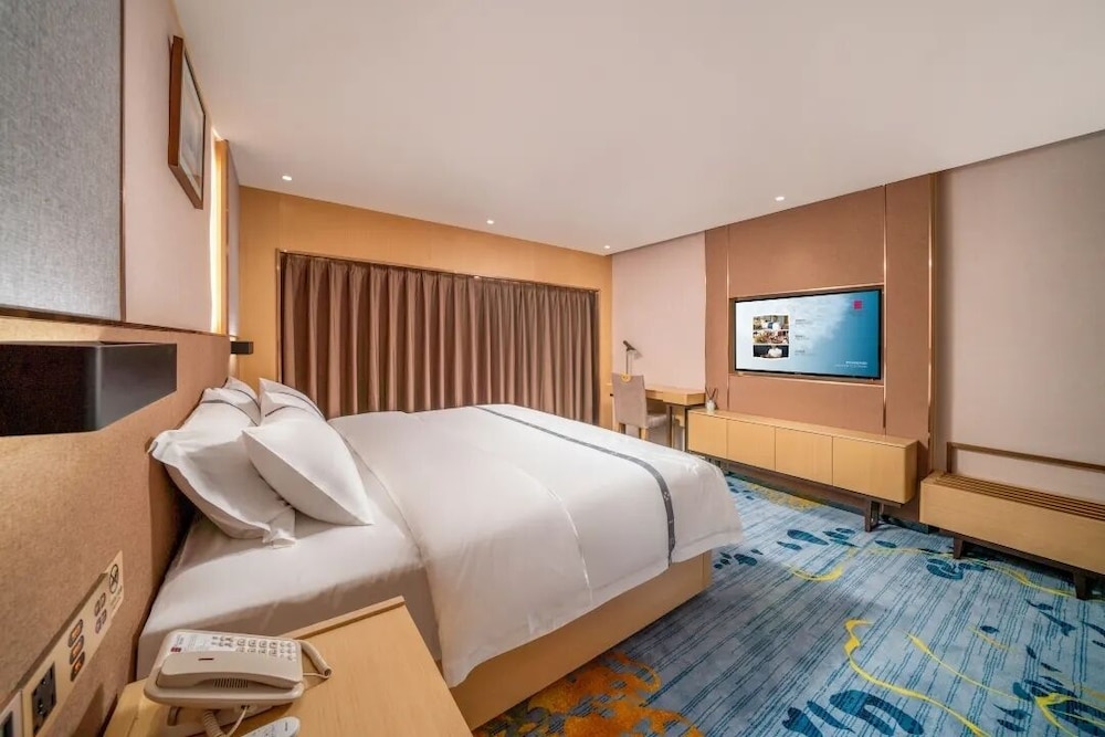 Standard Single Room, 1 Queen Bed