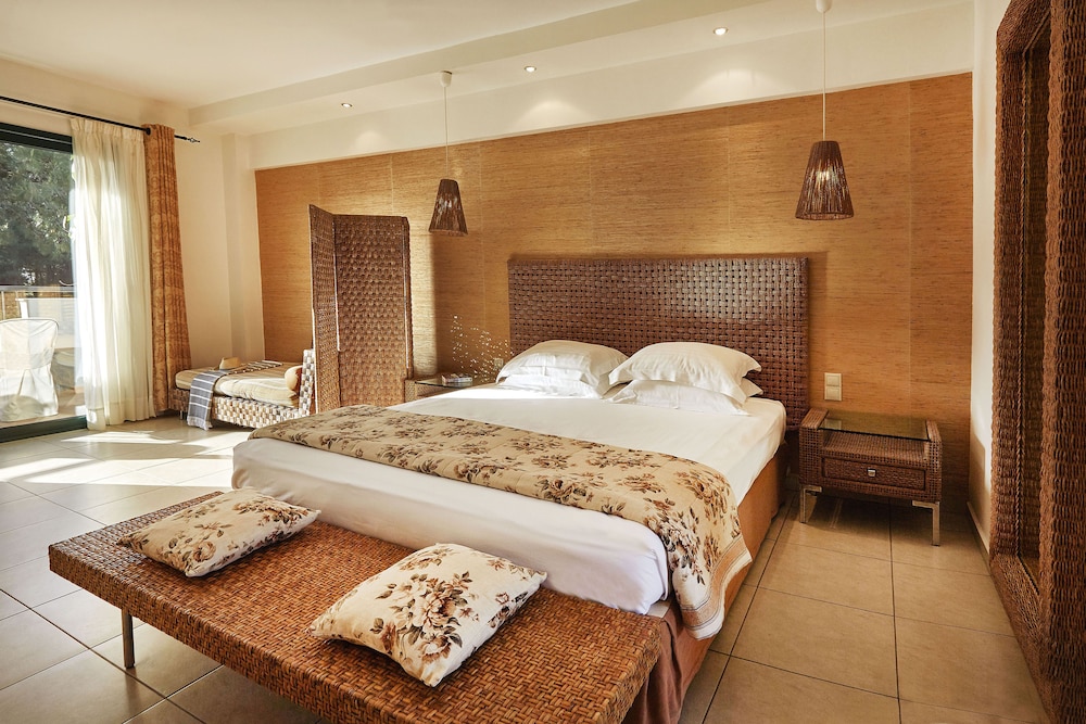 Junior Suite, Garden View (Pool View)