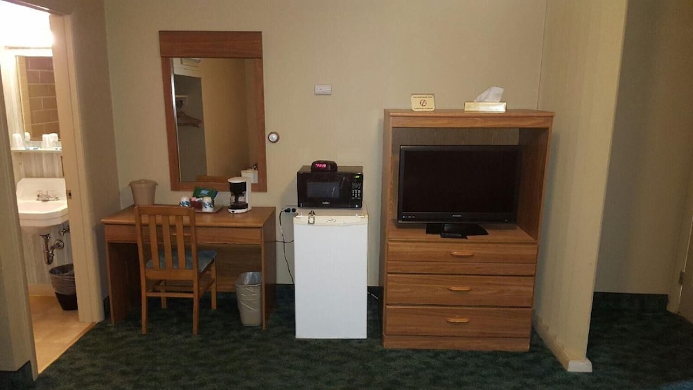 Double Room, 2 Double Beds, Non Smoking photo 2