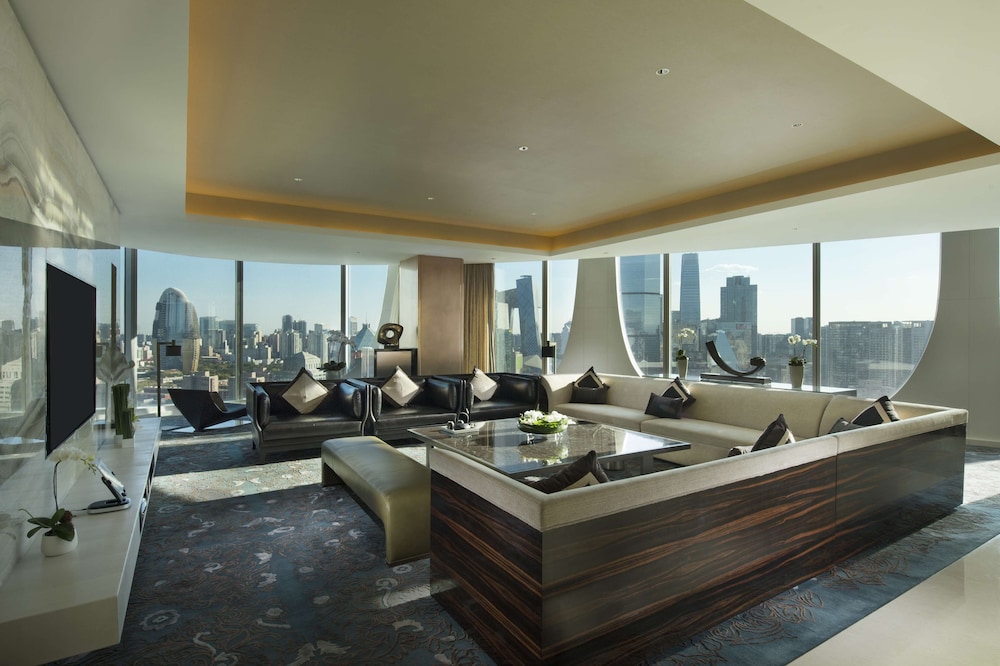 1 King Presidential Suite