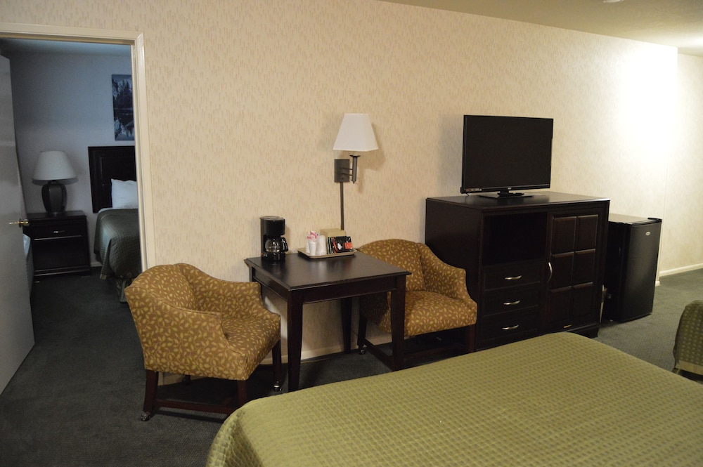 Deluxe Suite, 2 Bedrooms - Photo 1