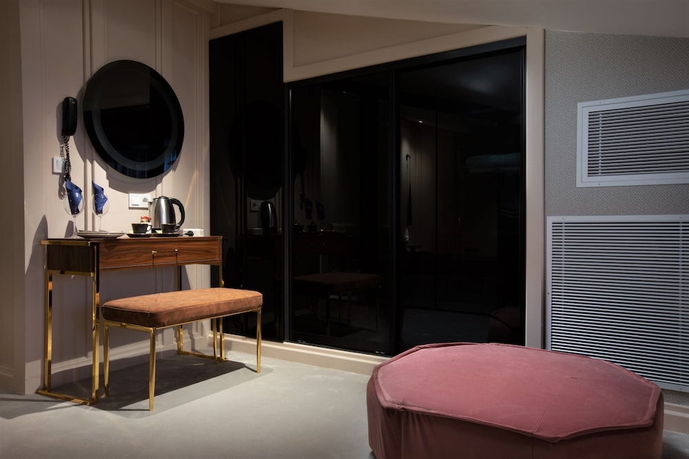 Penthouse Suite