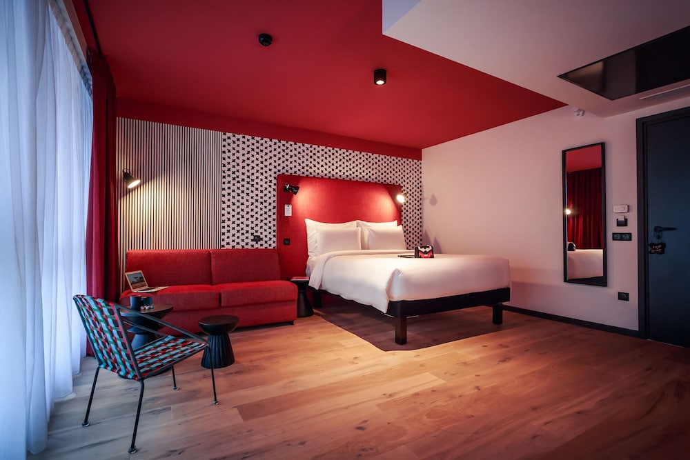 Prestige Room (Top Boma)