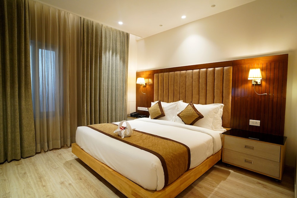 Luxury Studio Suite - Photo 5