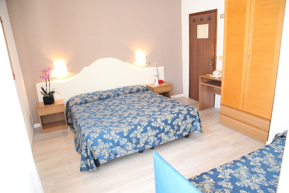 Economy Double or Twin Room - Photo 2