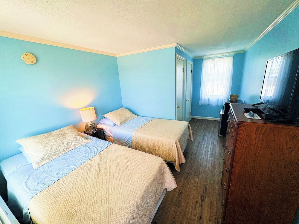 Standard Double Or Twin Room, Partial Ocean View