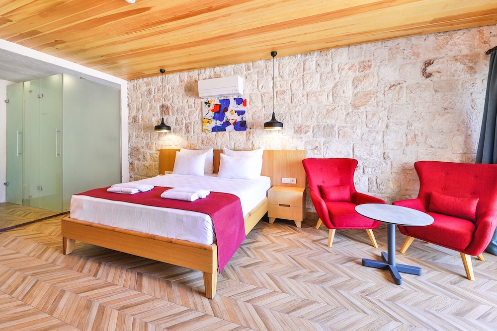 Comfort Plus with Sea View