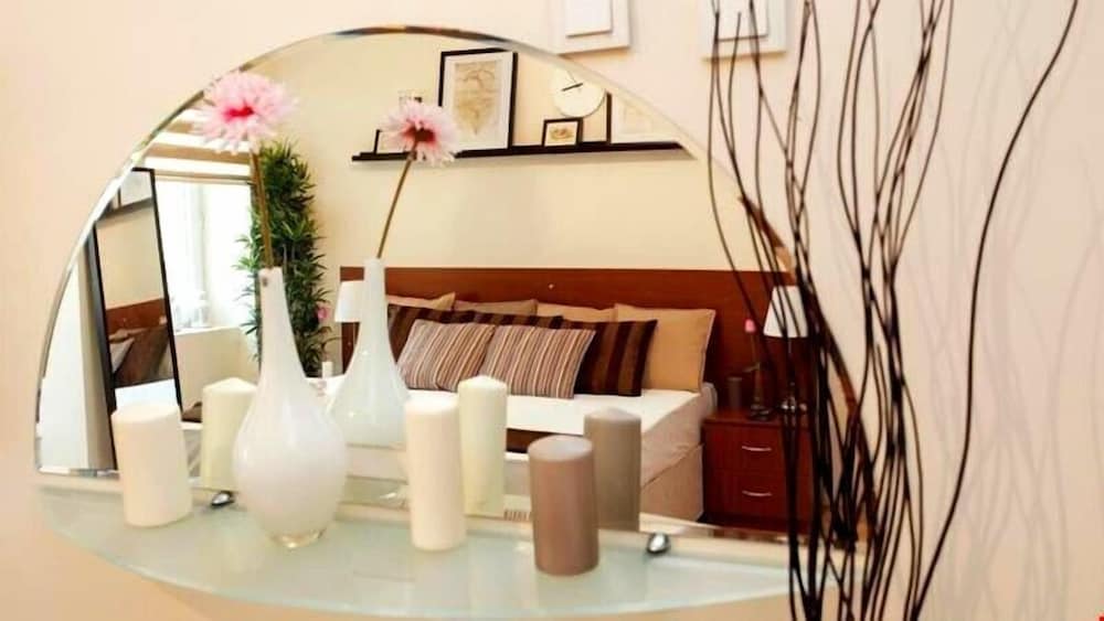 Luxury Double Room, 1 Bedroom, Smoking, City View photo 2