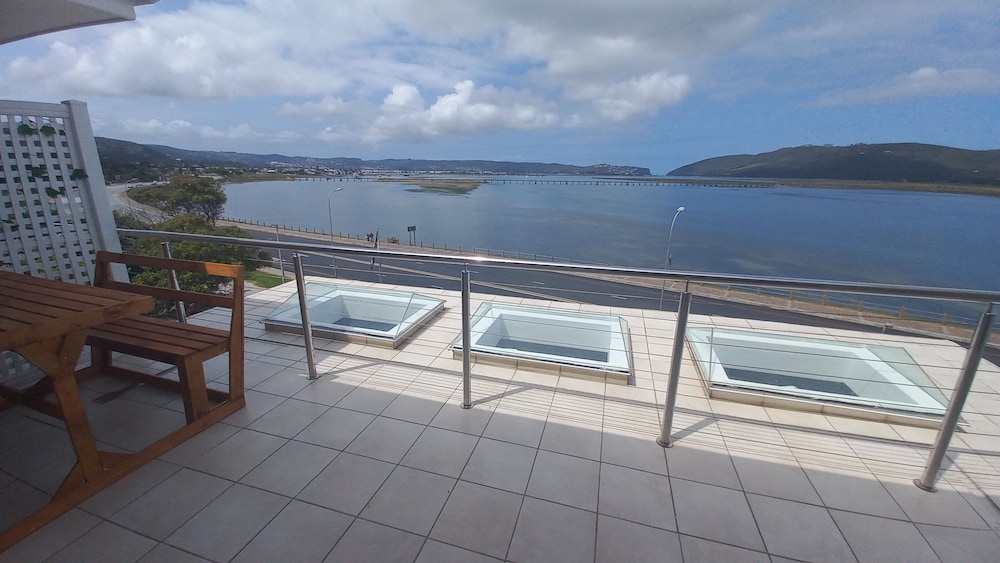 Luxury Apartment, Balcony, Lagoon View photo 1