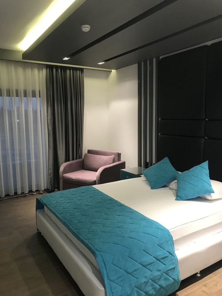 Deluxe Double Room - Photo 5