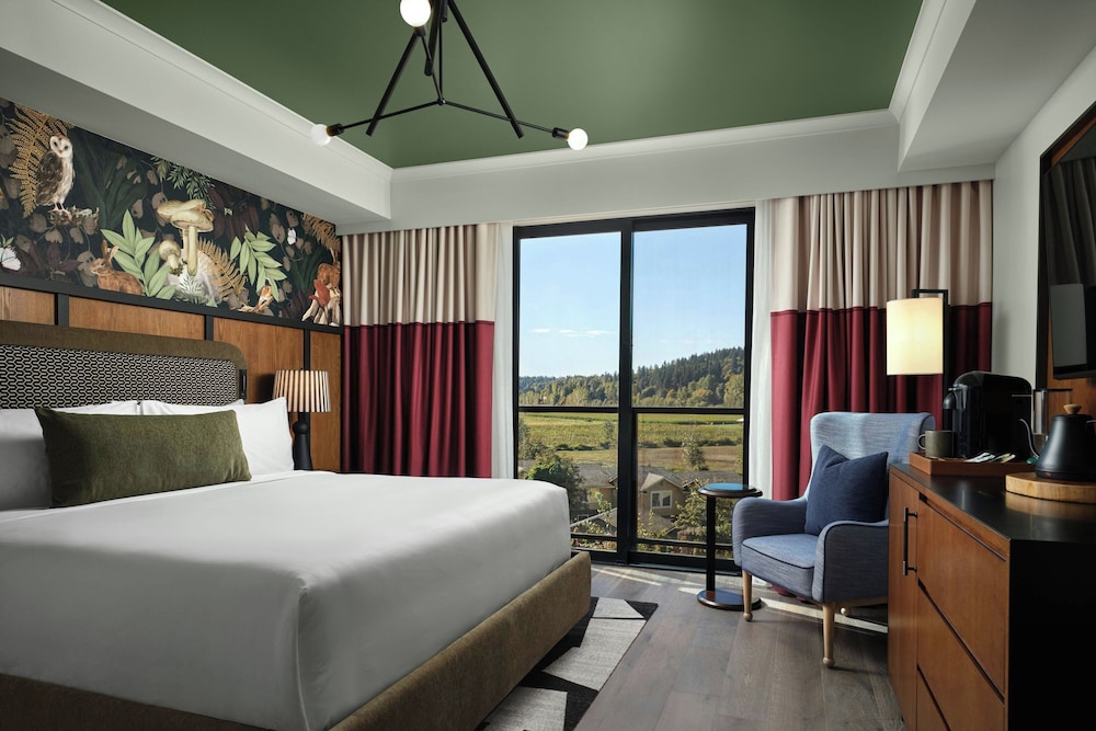 Deluxe Room, 2 Queen Beds, City View photo 2