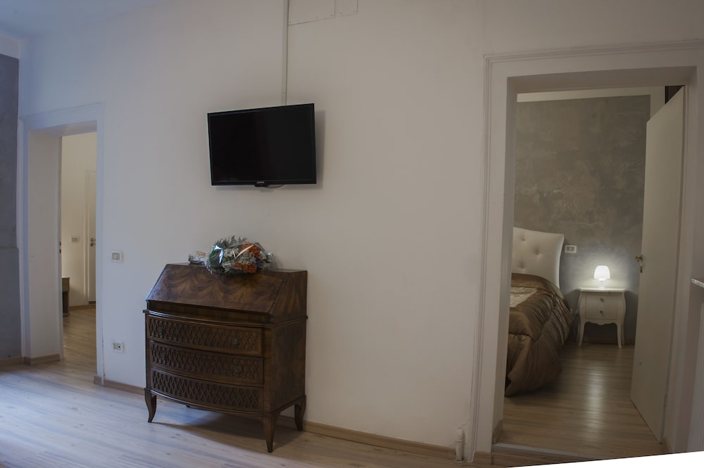 Apartment, 2 Bedrooms photo 3