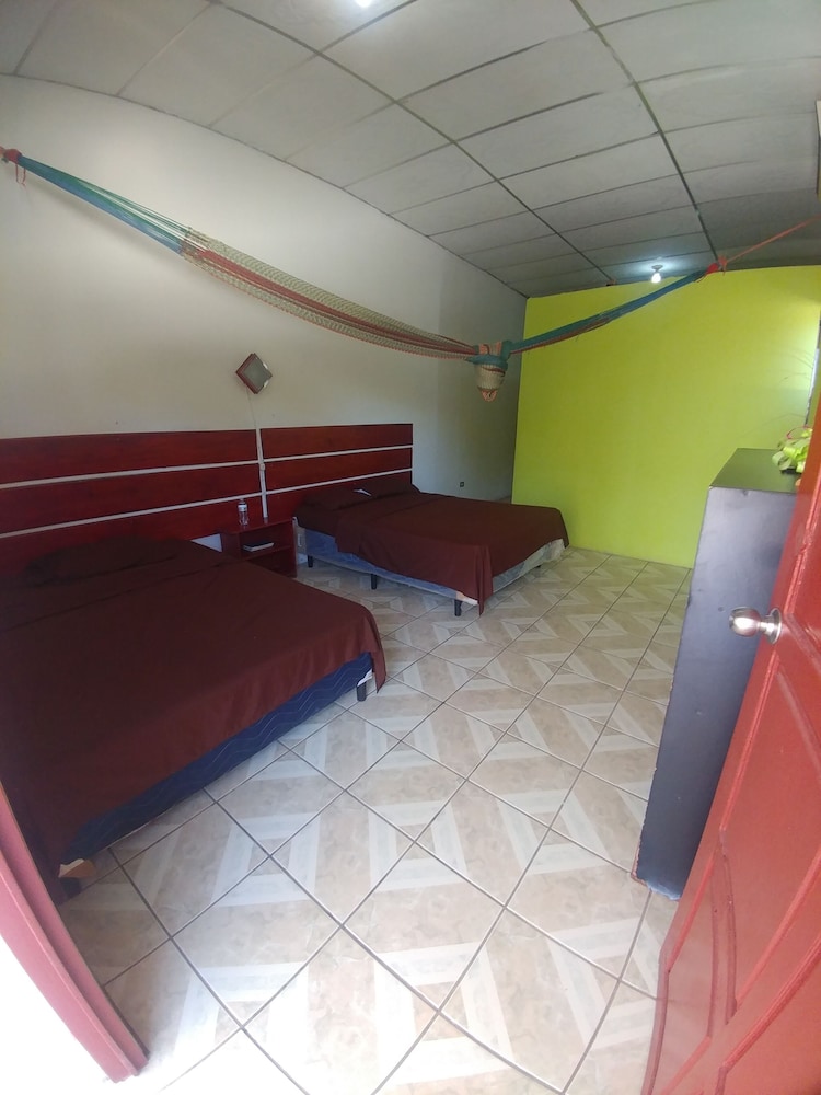 Family Room (3 beds + 2 hammocks) photo 1