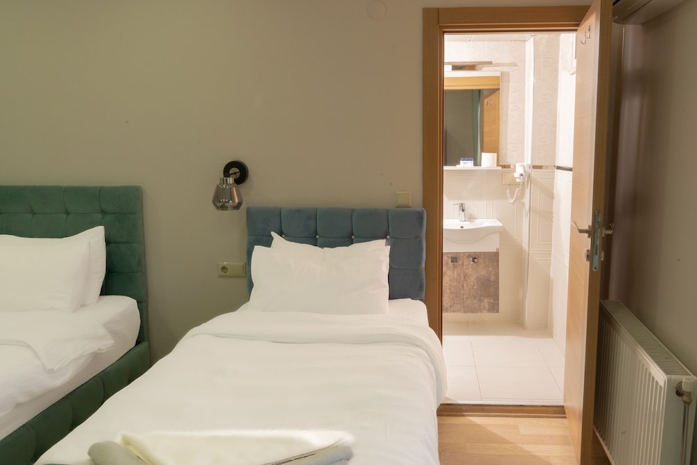 Family Triple Room photo 2