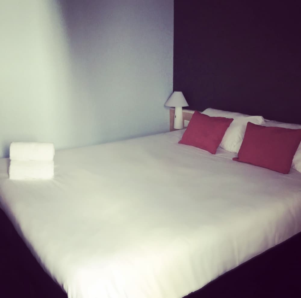 Standard Room, 1 Double Bed - Photo 2