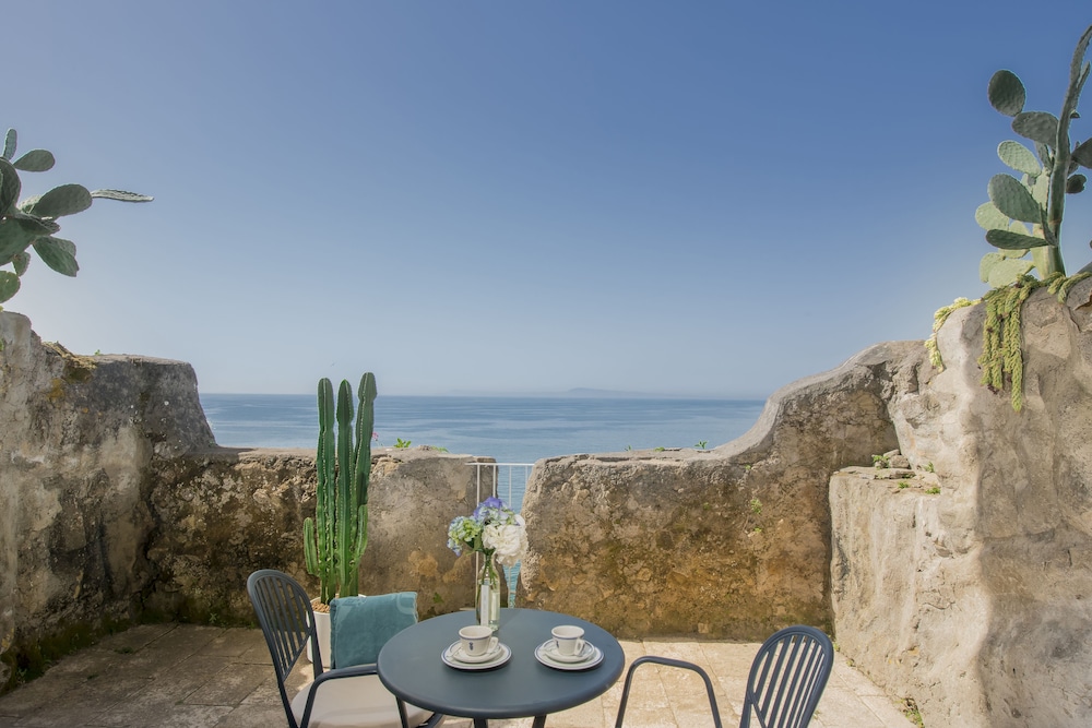 Deluxe Double Room, Sea View, Sea Facing
