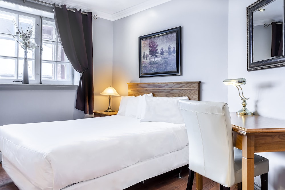 Classic Room, 1 Queen Bed photo 2
