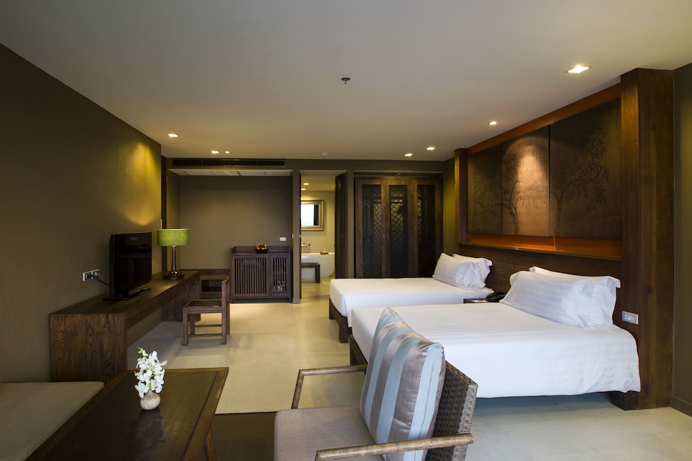 Grand Deluxe Room - Photo 3