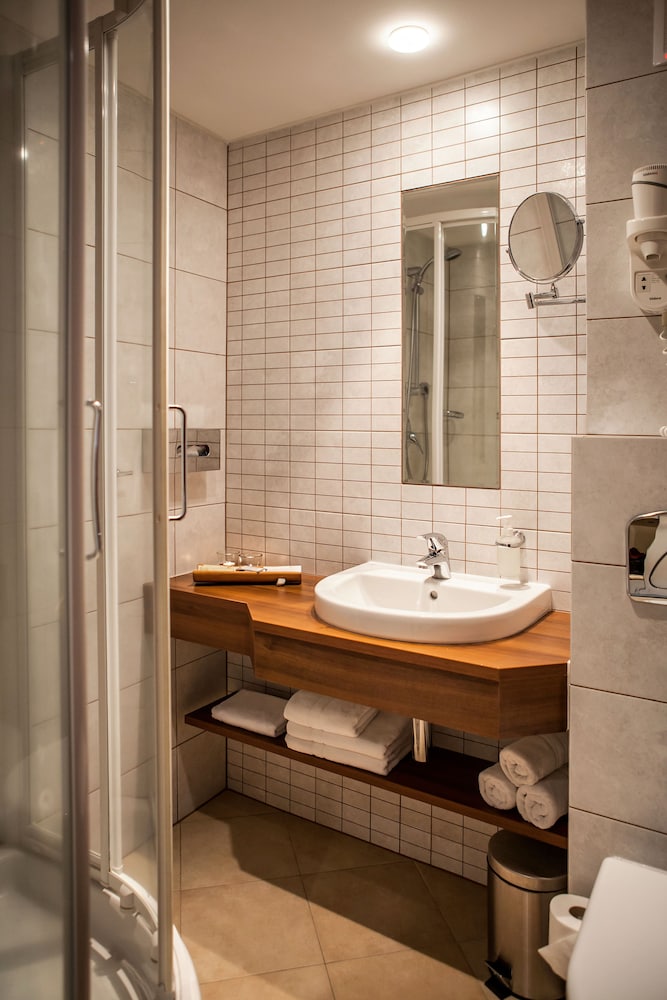 Classic Double or Twin Room - Photo 2