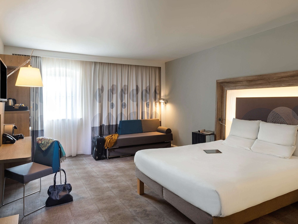 Superior Room, 1 Queen Bed (Premium) - Photo 6