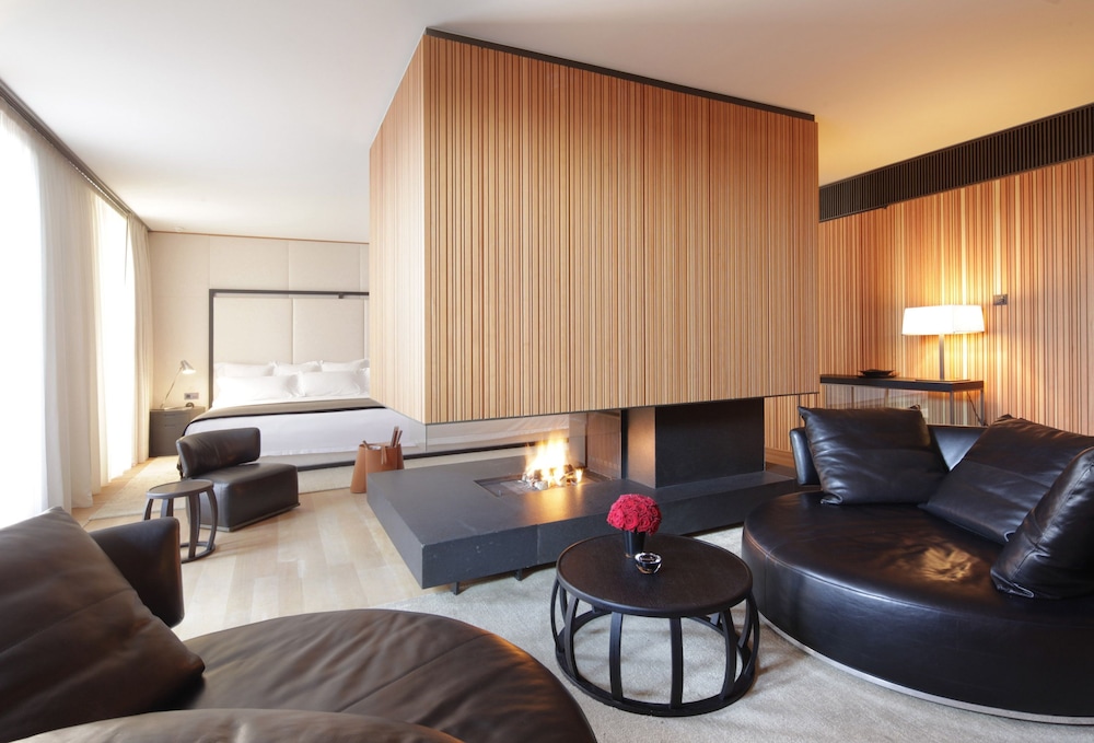 Presidential Suite photo 1