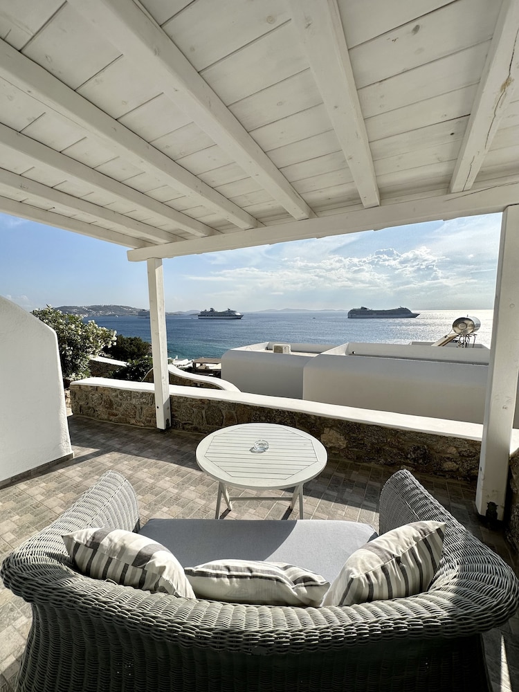 Superior Double Room, Sea View photo 3