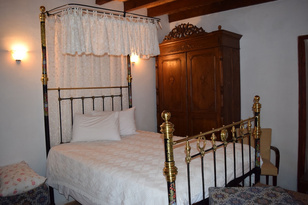 Double or Twin Room photo 1