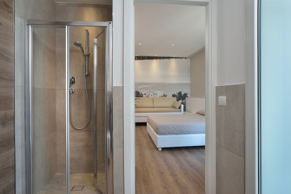 Embassy Hotel & Spa, Photo 6