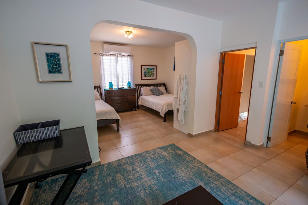 Standard House photo 3